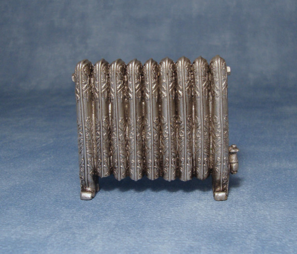 RADIATEUR ANTIQUE