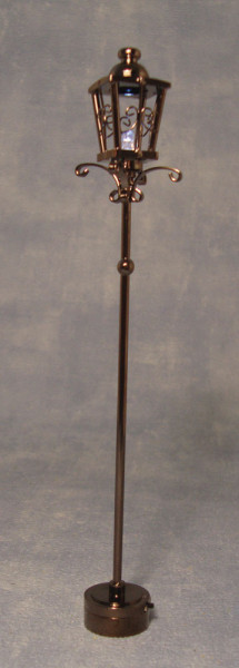 LAMPADAIRE AUTONOME EN METAL
