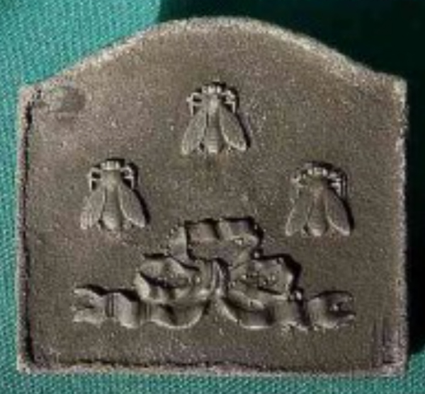 PLAQUE DE CHEMINEE ABEILLES
