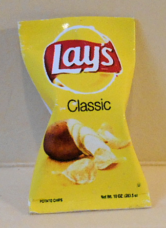 SACHET DE CHIPS JAUNE