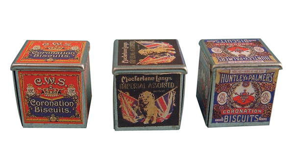 LOT DE 3 BOITES DE BISCUITS EN FER