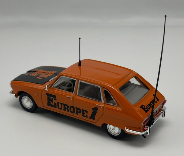 VOITURE RENAULT 16 PUBLICITAIRE EUROPE 1 TOUR DE FRANCE