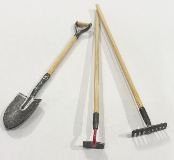 LOT 3 OUTILS DE JARDIN